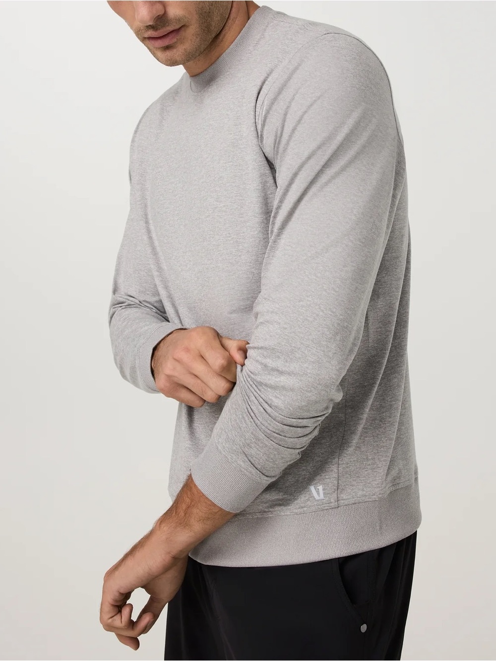 Vuori Men's Long Sleeve Crew in Heather Gray Ponto Performance Crew 2.0